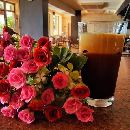 Plotini Hotel Dhidhimotikhon Екстериор снимка