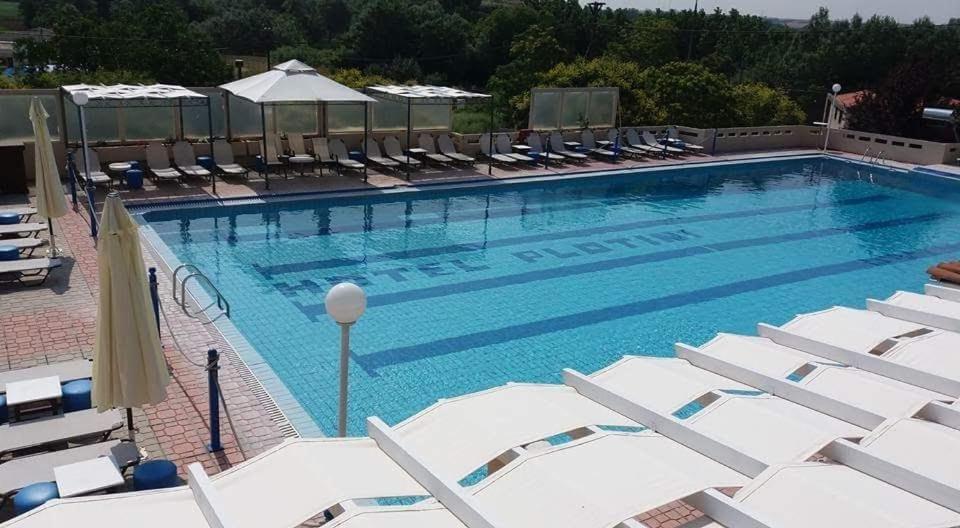 Plotini Hotel Dhidhimotikhon Екстериор снимка