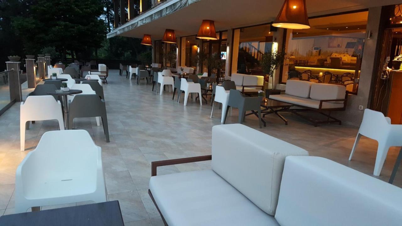 Plotini Hotel Dhidhimotikhon Екстериор снимка