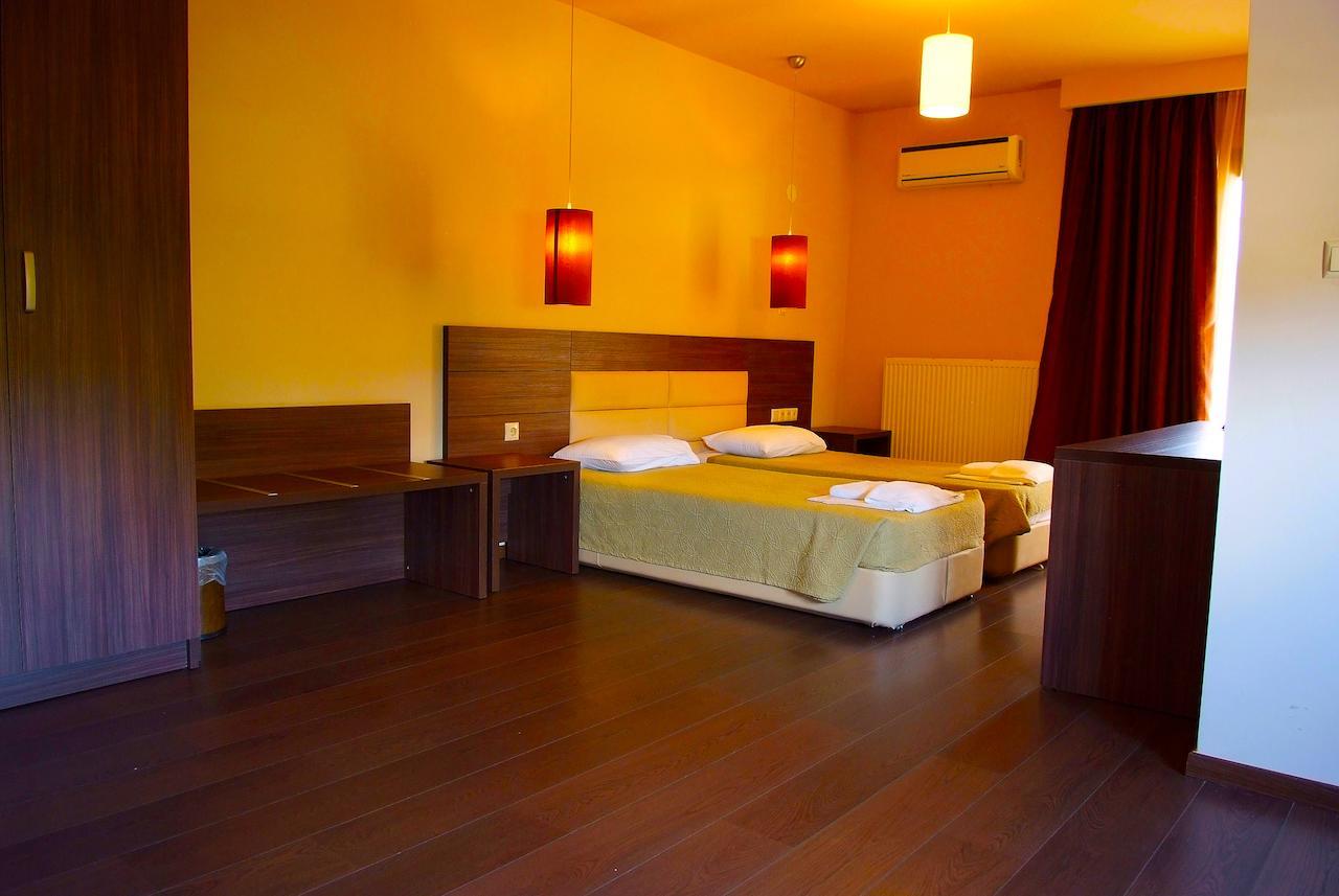 Plotini Hotel Dhidhimotikhon Стая снимка