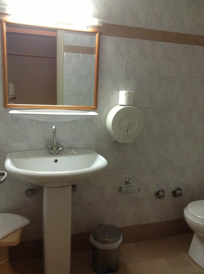 Plotini Hotel Dhidhimotikhon Стая снимка
